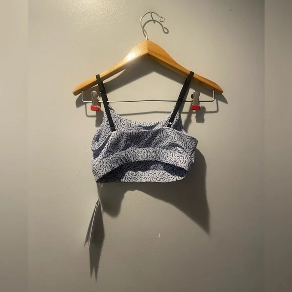 𝅺NEW With Tag Allfenix Zebra Print Sports Bra Size Small - Picture 3 of 4